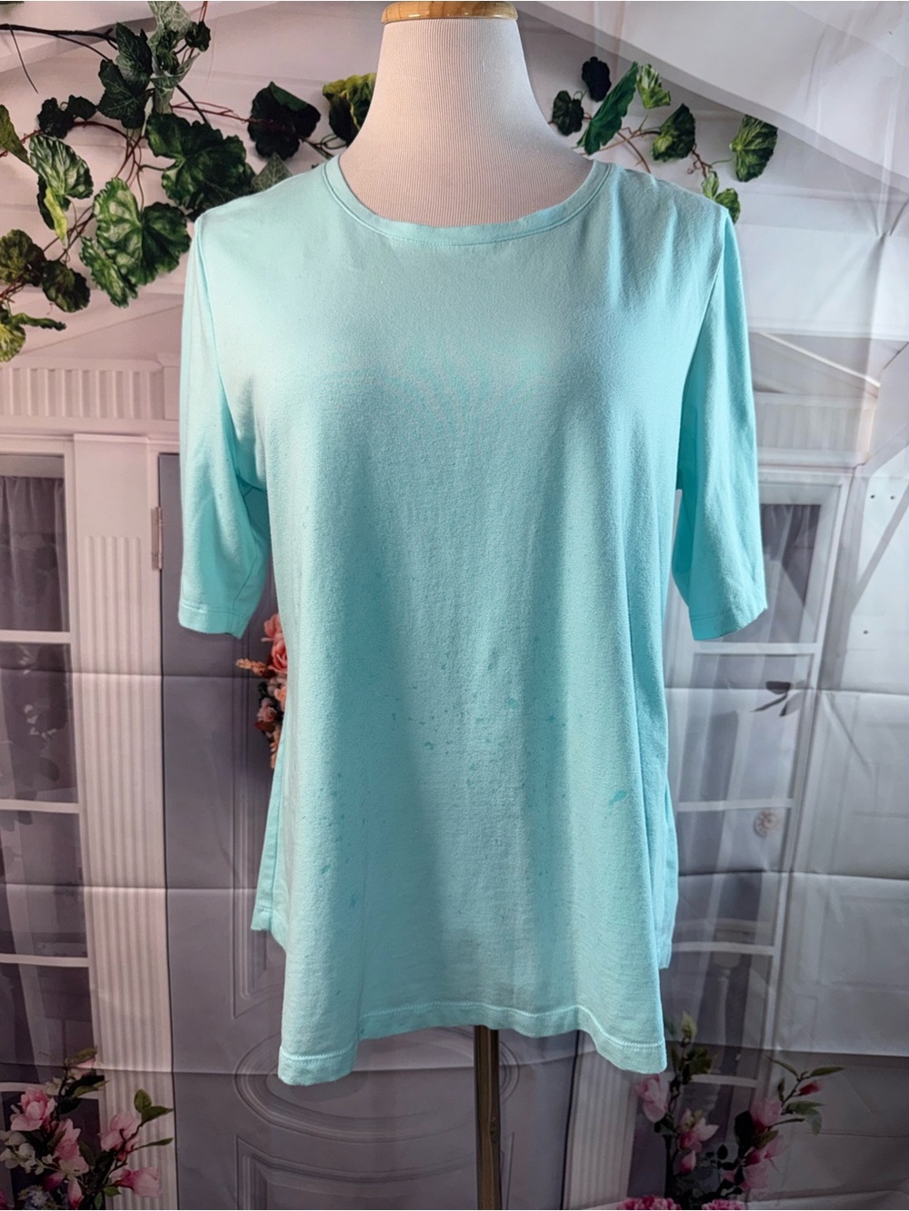 1128-d&Co Relaxed Crewneck Tee in Light Aqua by